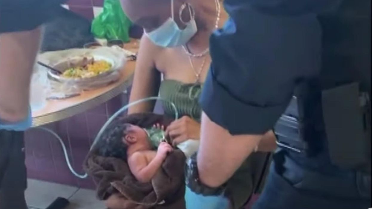 Desperate 14-year-old abandons her newborn baby with strangers at Mexican restaurant, and it's all caught on video