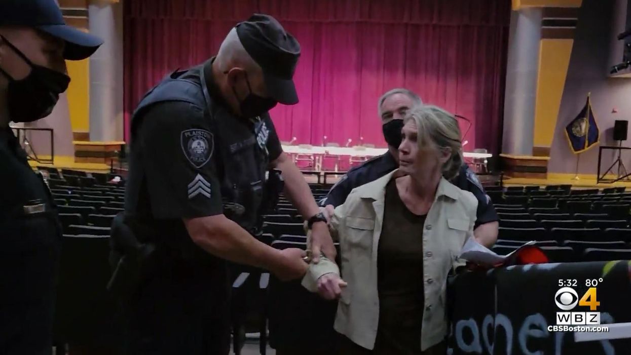 Grandmother arrested after not wearing face mask at school board meeting: 'You're not enforcing laws'