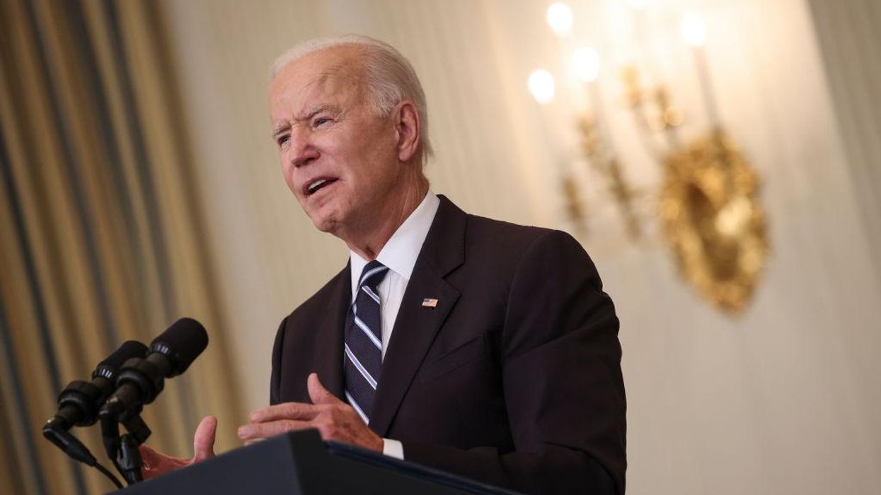 Prominent immunologist now regrets voting for Biden