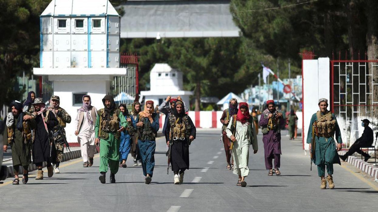 Arizona resident who worked with US military says he's trapped in Afghanistan, slams Biden: 'A lot of people still left behind'