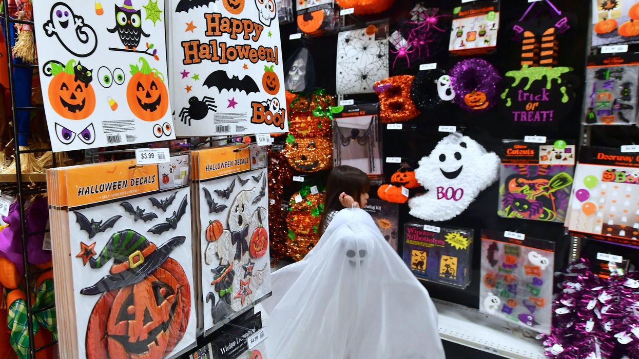 WATCH: 15 Offensive Halloween costumes that shouldn't exist?