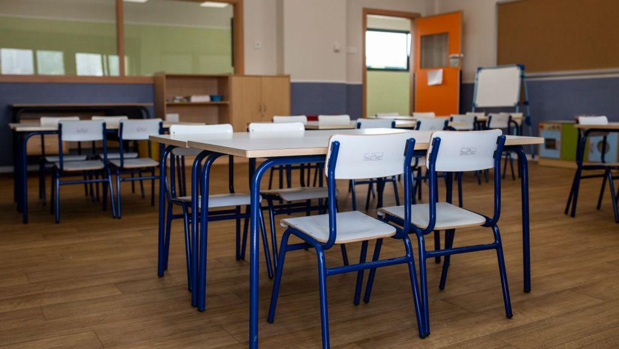 Florida teacher wins Teacher of the Year award, then gets arrested two days later for allegedly beating a student who criticized her