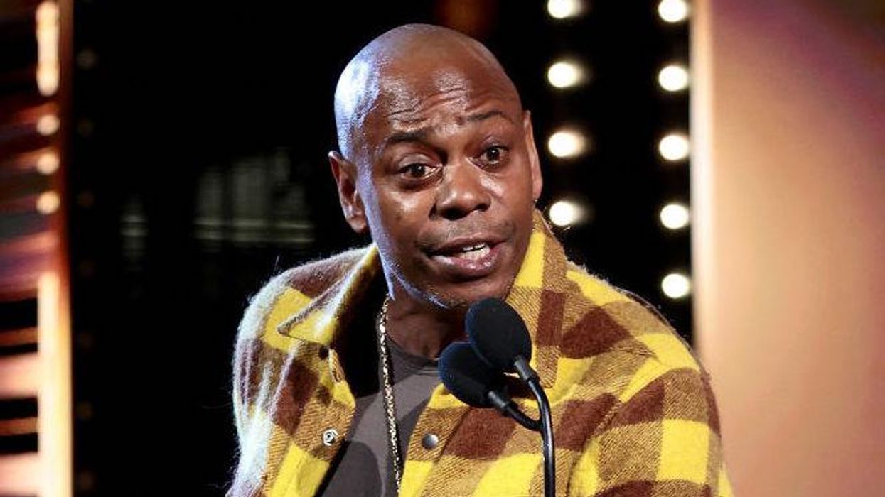 Dave Chappelle refuses to cave to angry students who call him 'bigot' for anti-woke comedy; Democrat comes to his defense