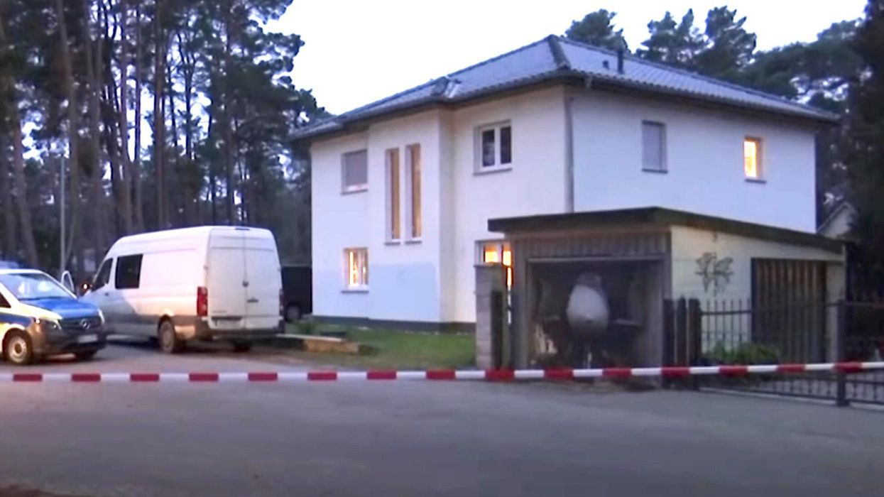 Man kills himself and his family over fears from his employer discovering fake vaccine card, German police say
