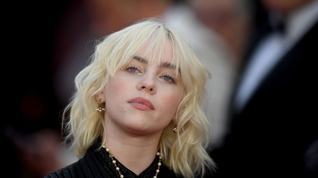 Billie Eilish is not completely dumb for 30 seconds. Crew talks porn.