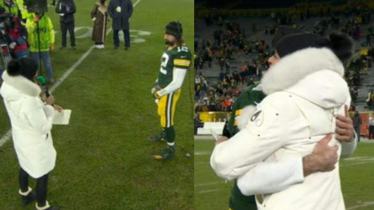 'COVID optics:' Confused NFL fans react to Erin Andrews conducting socially distanced interview with Aaron Rodgers then hugging him afterward