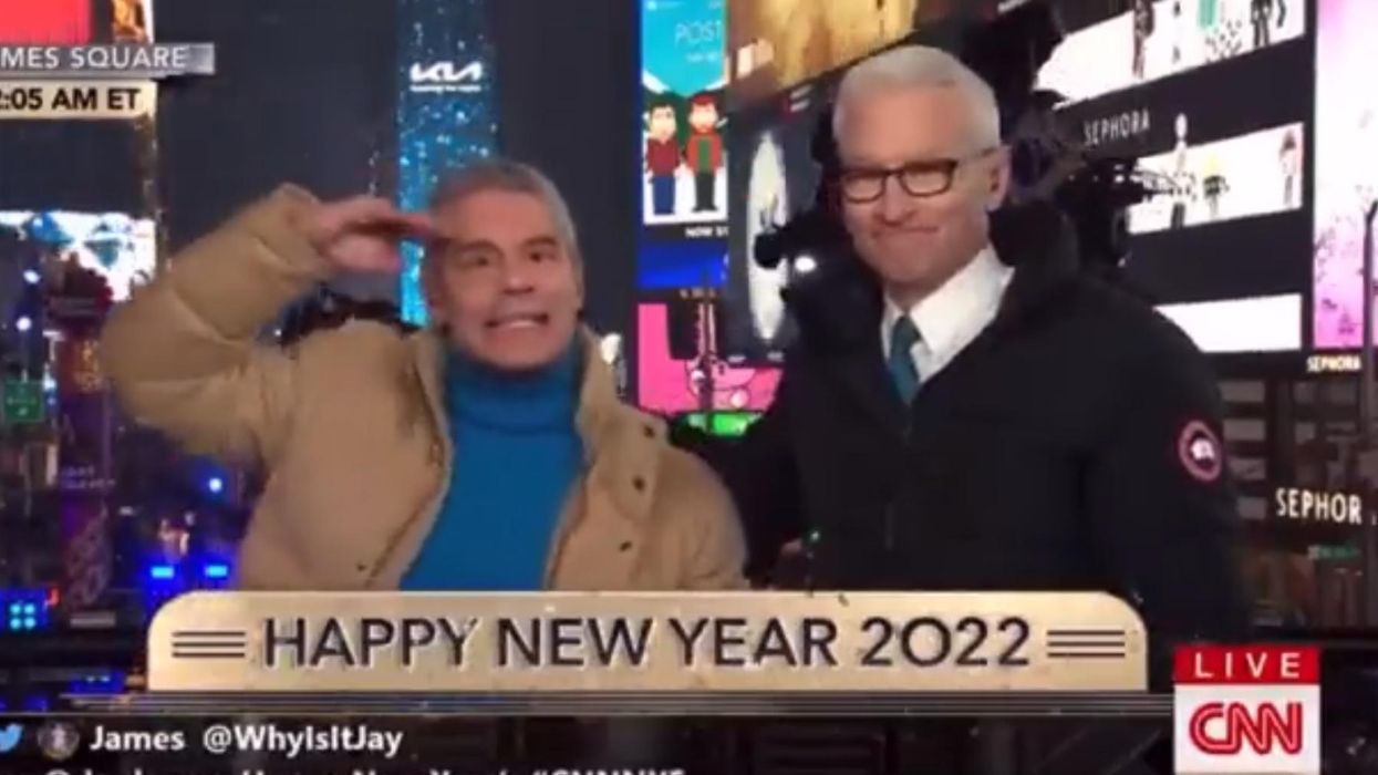 Television host Andy Cohen rips Bill de Blasio in drunken rant on CNN's New Year's Eve coverage: 'Sayonara, sucker!'