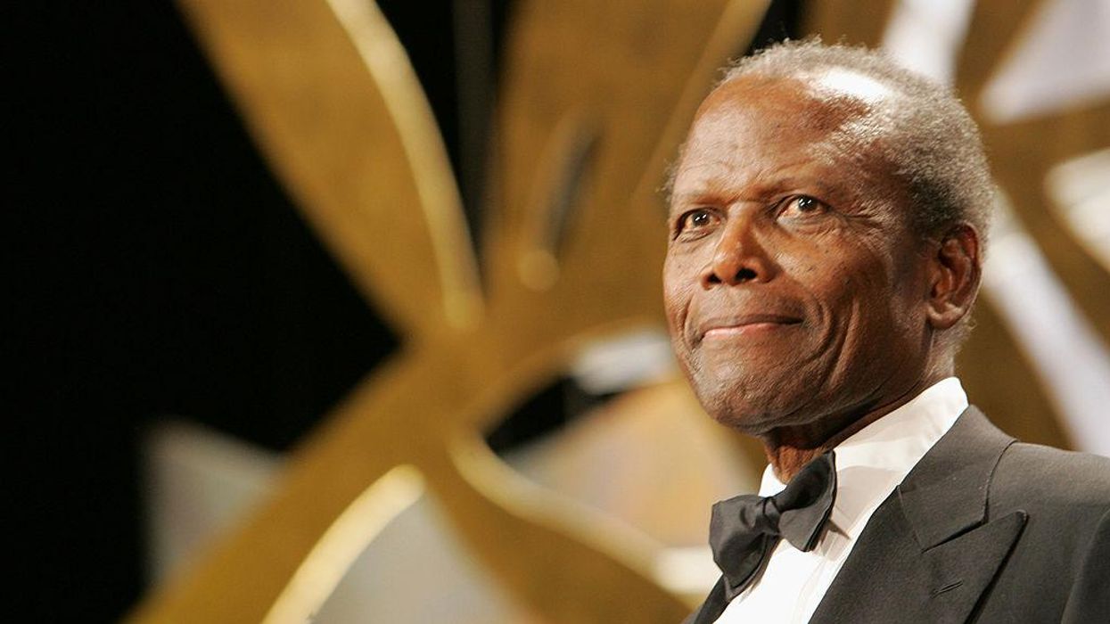 Oprah, Obama, Biden, and many others issue statements praising Sidney Poitier, a trailblazing actor who has passed away at the age of 94