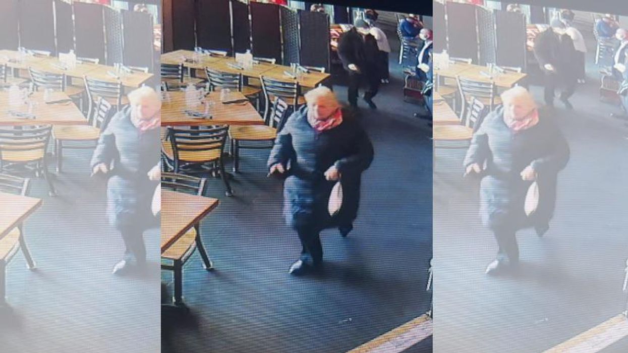 Restaurant owner exposes Dem senator caught on surveillance footage blatantly ignoring mask mandate