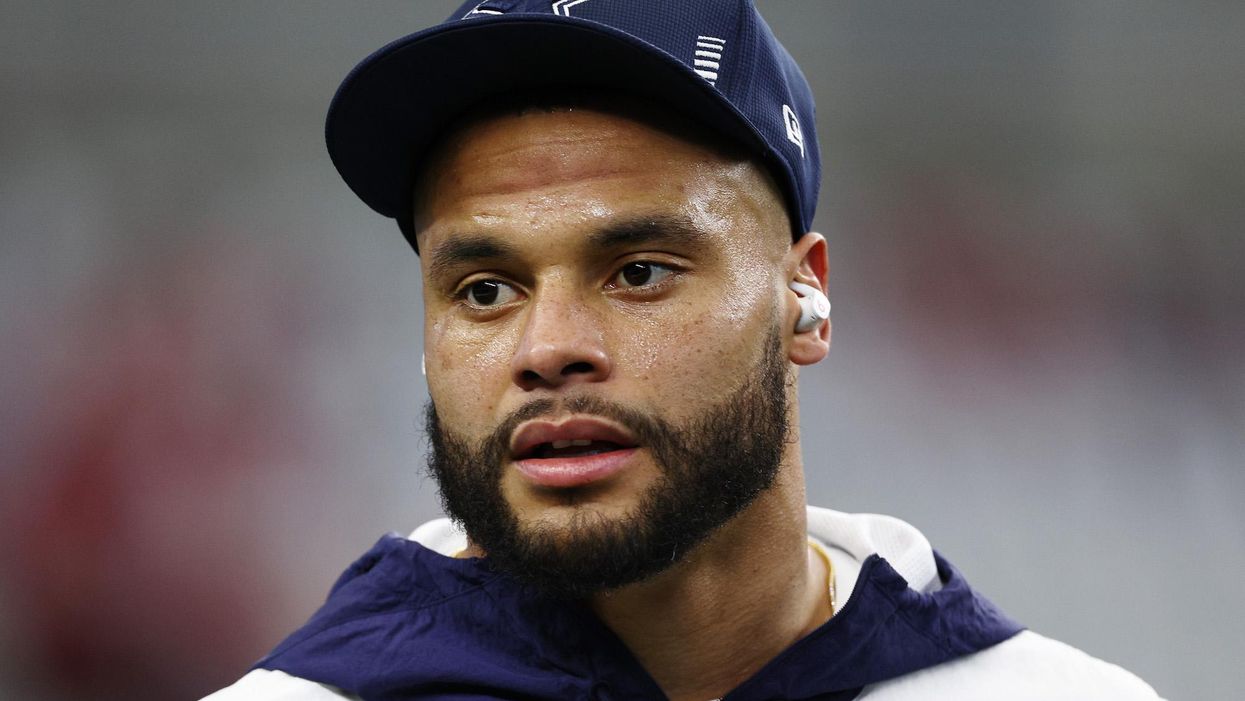 Dallas Cowboys QB Dak Prescott apologizes for praising fans who tossed trash at refs after disappointing playoffs loss