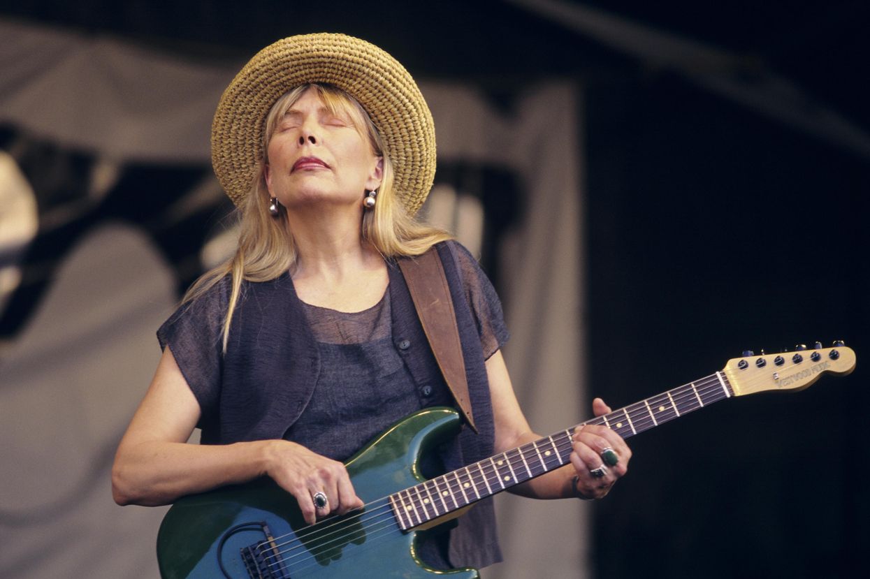 More washed-up recording artists leave Spotify
