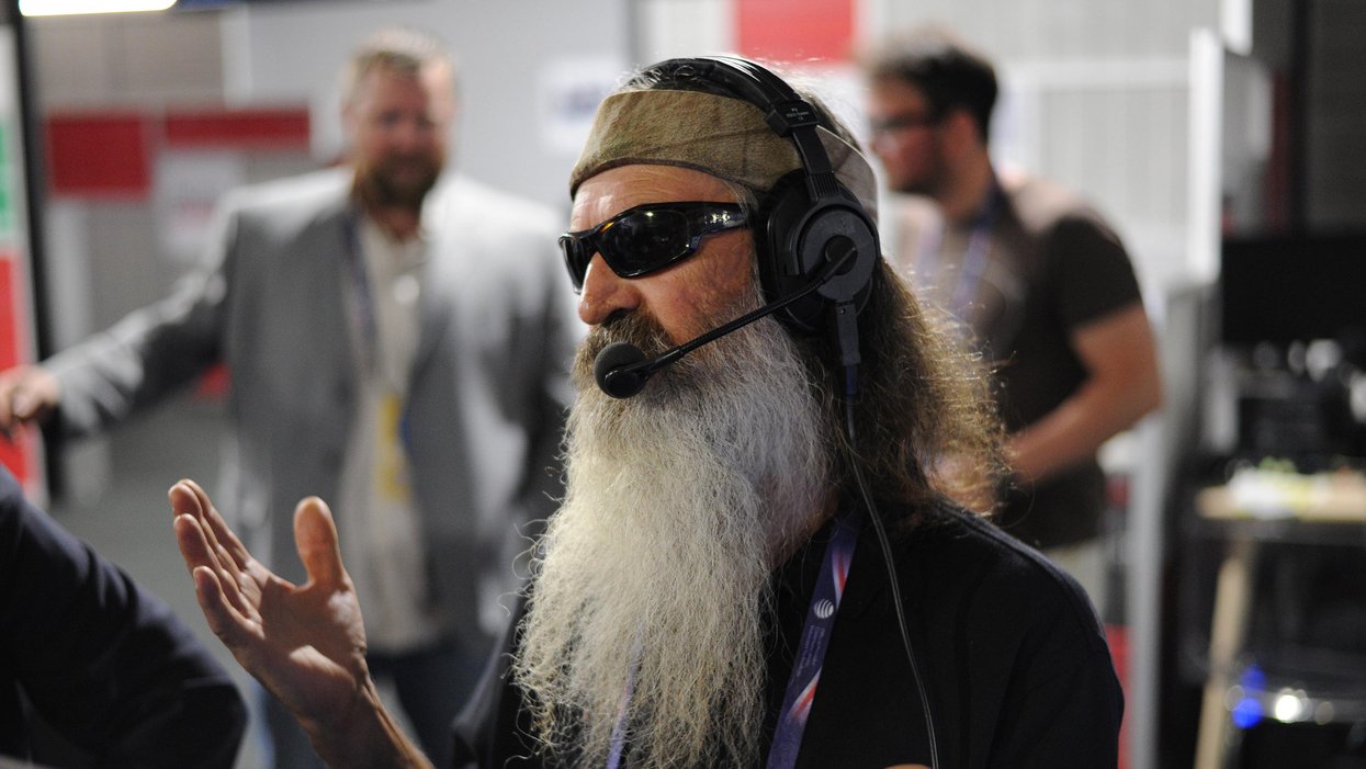 Phil Robertson says Joe Rogan shouldn’t be canceled — and neither ...