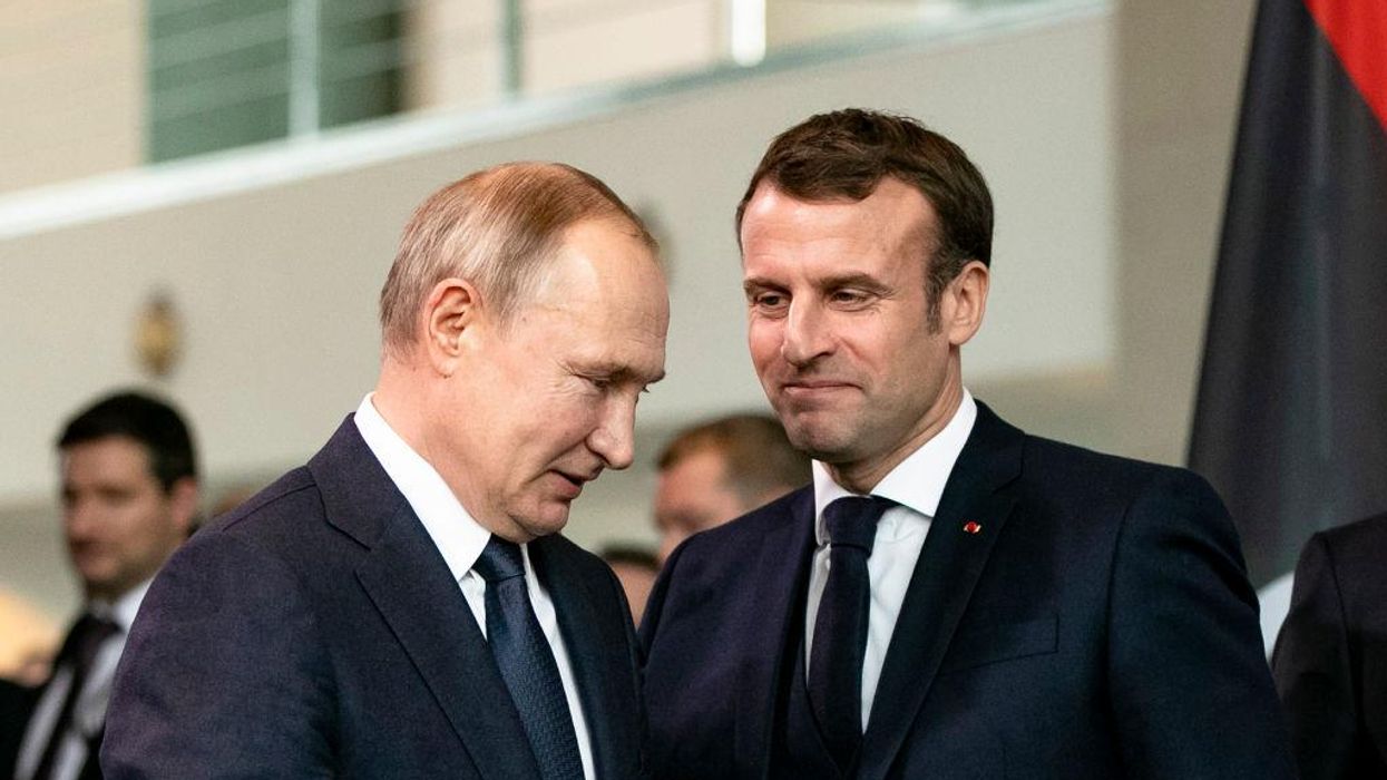 Macron and Putin agree that a diplomatic solution to the Ukraine crisis is needed after a weekend phone call