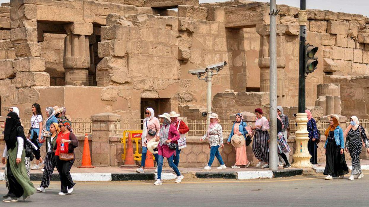 The Egyptian government extends the stays of Ukrainian tourists for free in wake of the Russian invasion