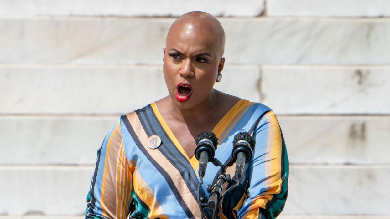 Ayanna Pressley tweets 'I don't endorse violence' after stealth deleting tweet endorsing violence