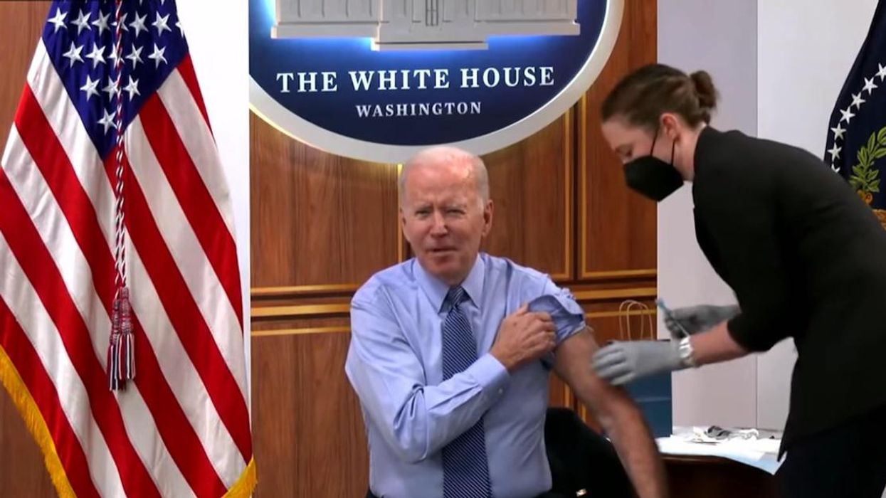 Biden presser goes horribly wrong as he gets second COVID booster on stage