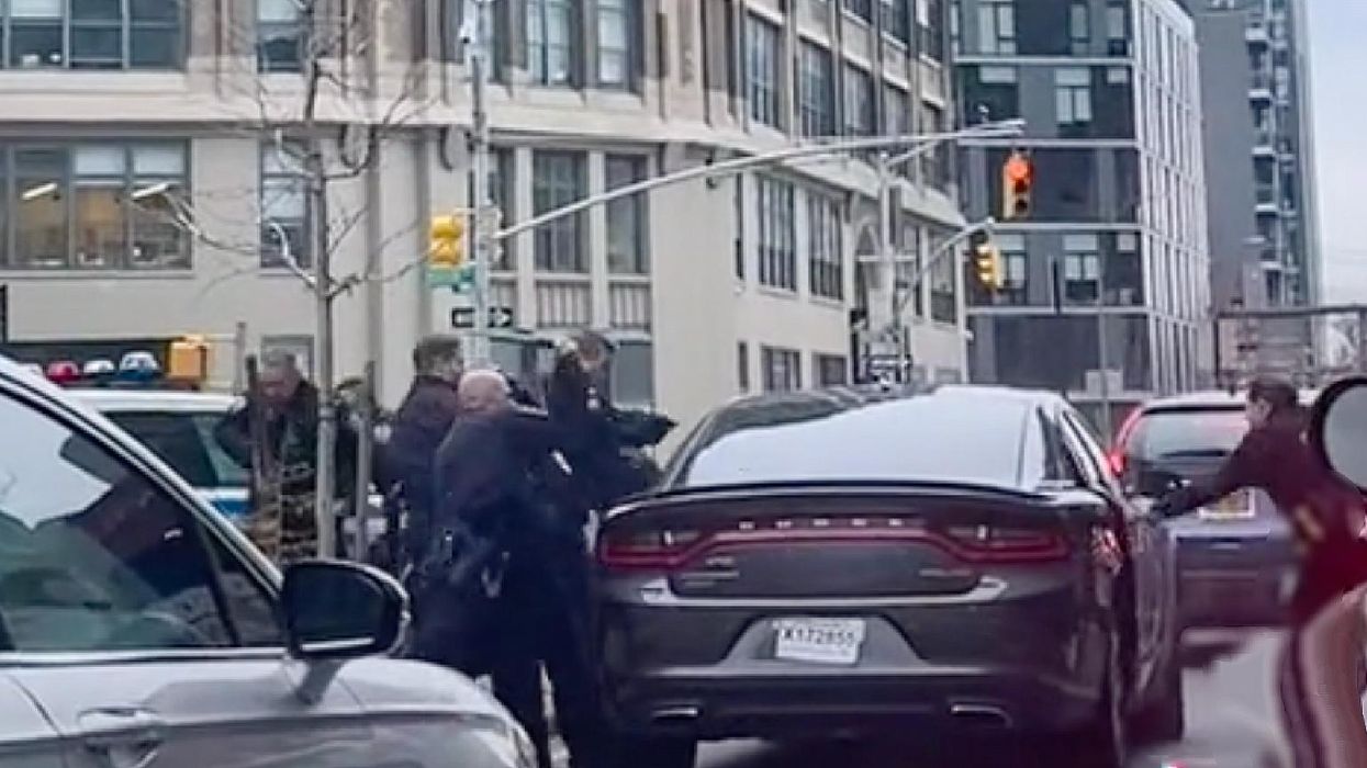 NYC shoplifting gang reportedly steals $70,000 in designer goods. Spectacular video shows police in action striking their getaway car, breaking their windows — and getting their men.