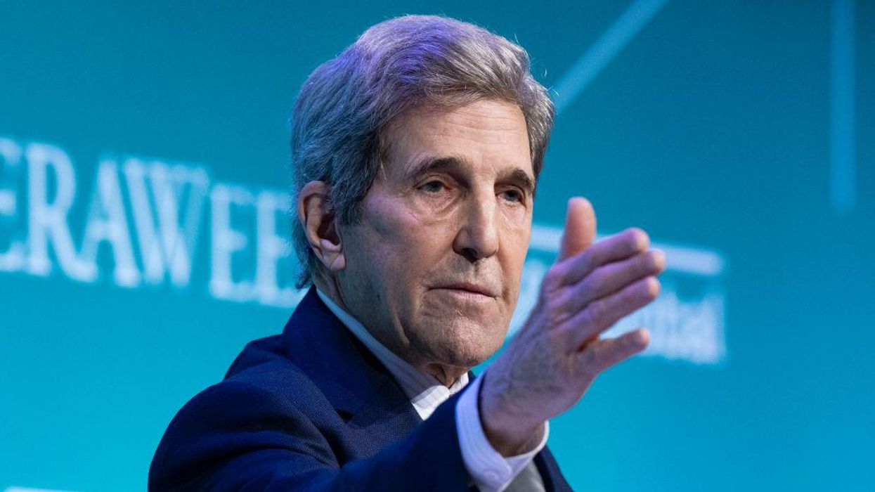 John Kerry warns that 'if unabated fossil fuel is allowed to grow ... that is a deep, unbelievably costly challenge for the world'