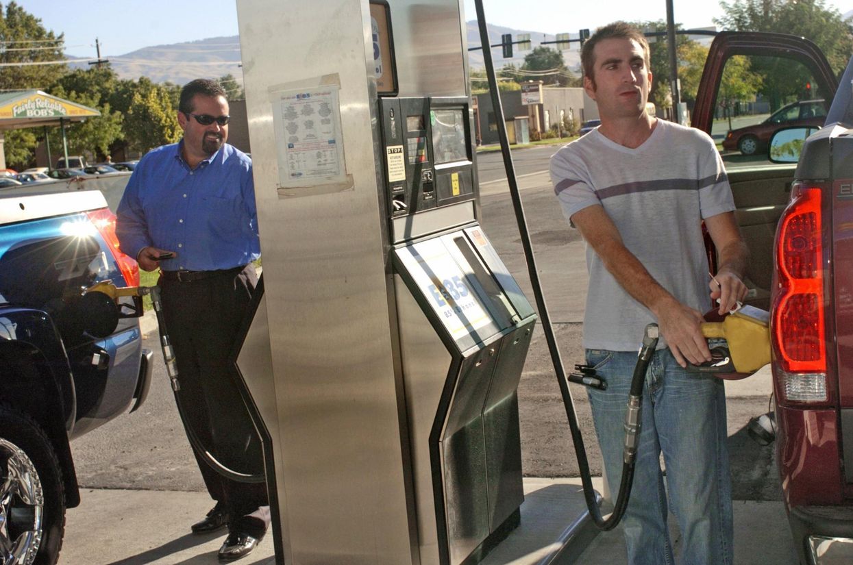 Gas THIEVES target gas stations and individual vehicles