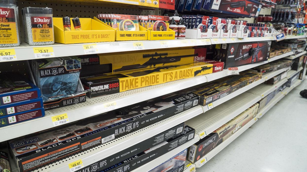 British journalist tries to bash the US for ease of gun sales and faces merciless online mockery