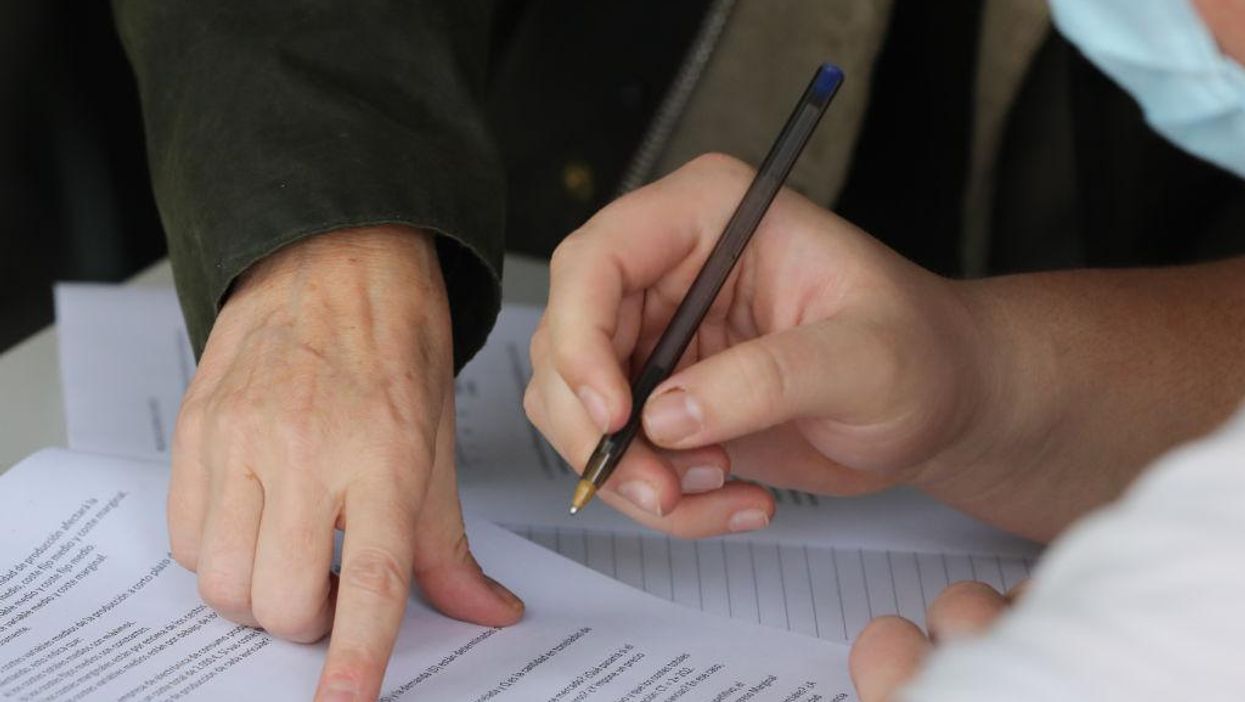 College professor stops grading her students' work because it 'perpetuates inequity'