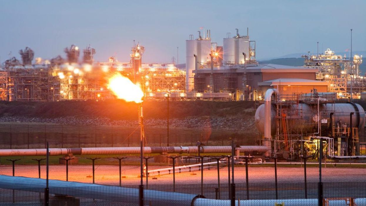 The European Union plans to phase out Russian oil entirely by the end of 2022