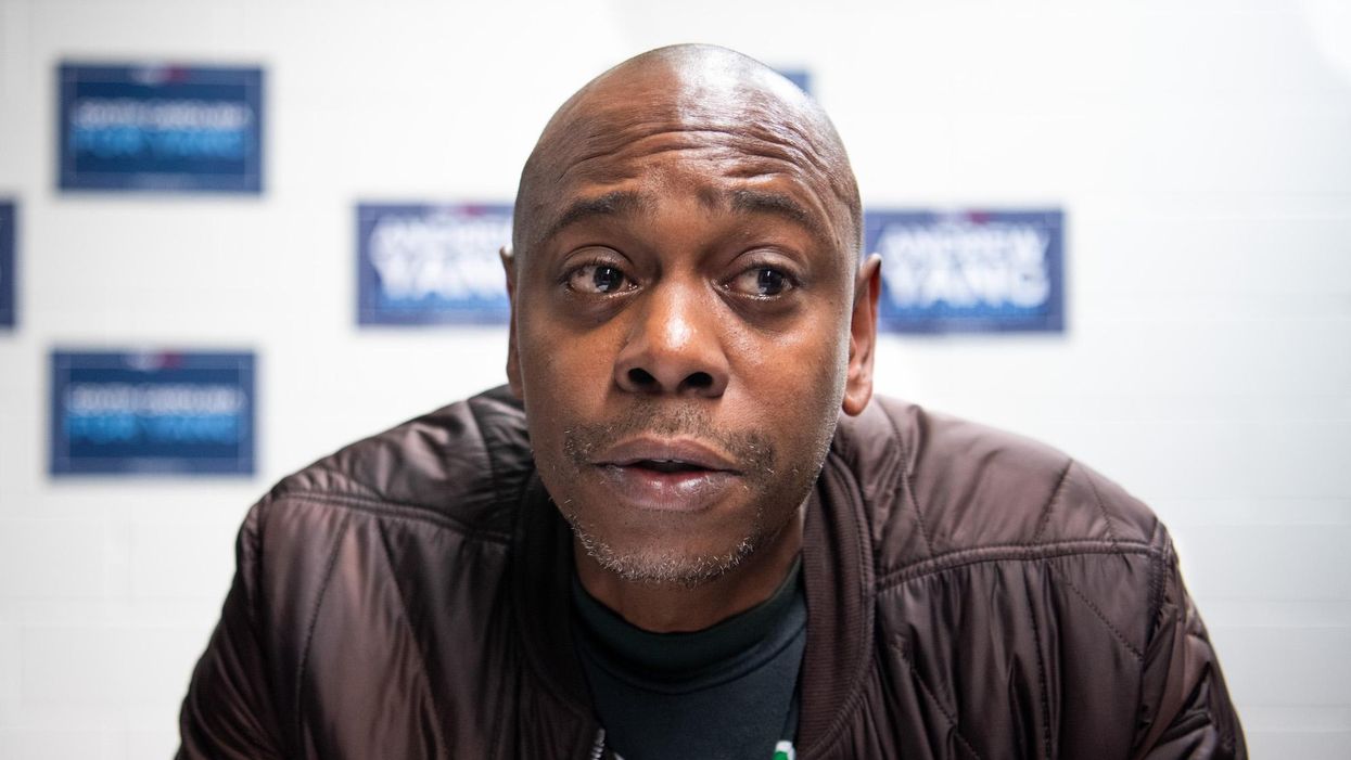 Man pointed a replica handgun with a knife at Dave Chappelle before tackling him, police say
