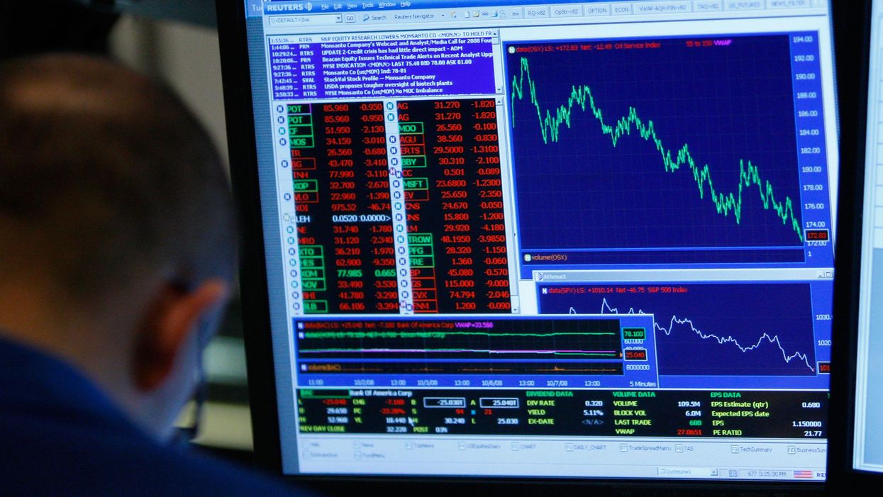 Economic experts expect the global economy to worsen