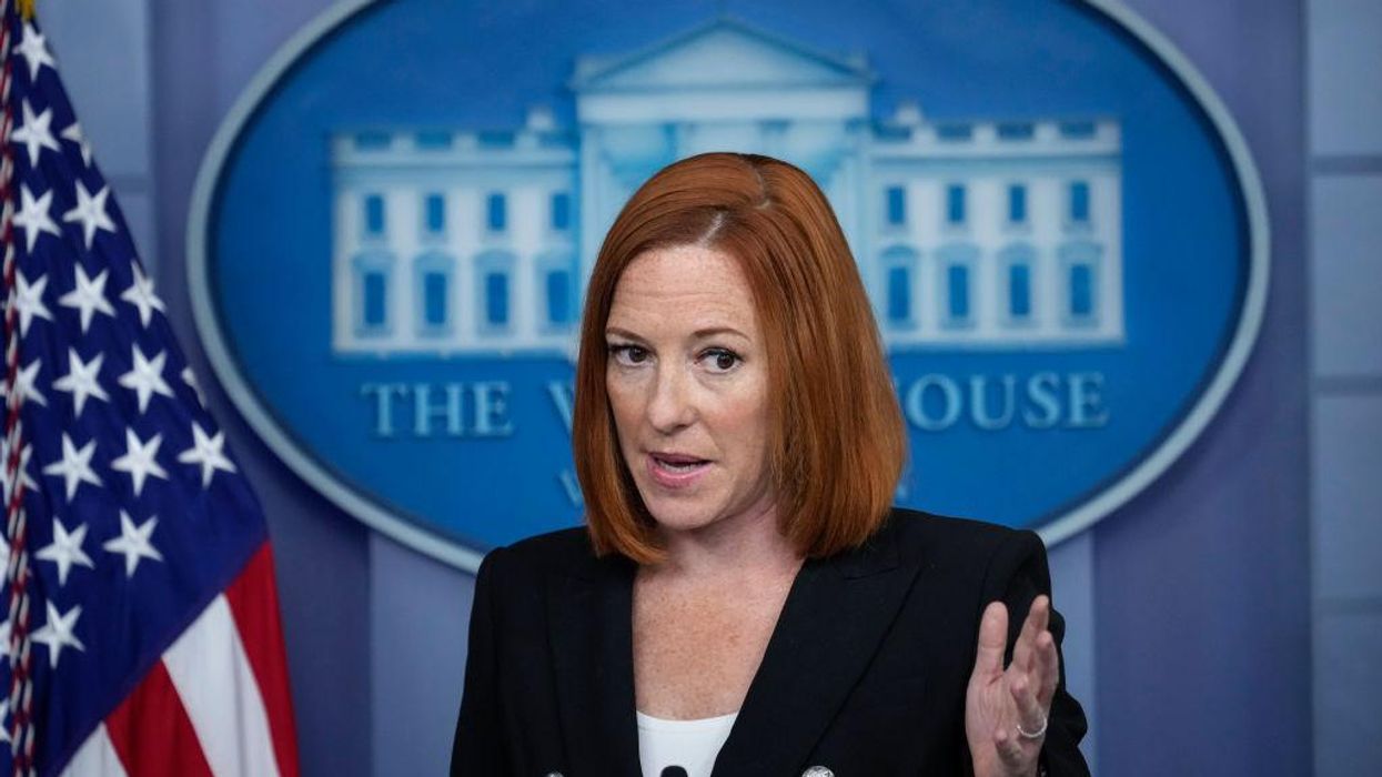 Jen Psaki heckled for ignoring questions 'across the room' during her last White House press briefing