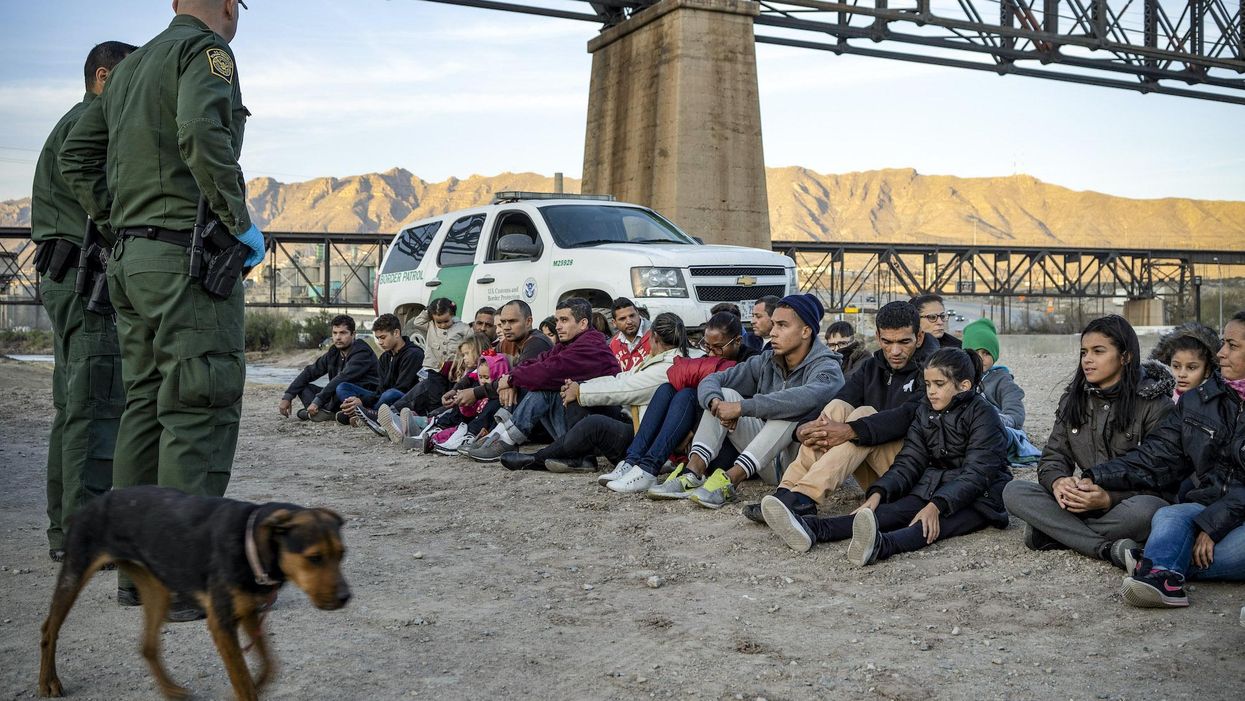 Judge blocks Biden admin from ending Title 42 asylum rules