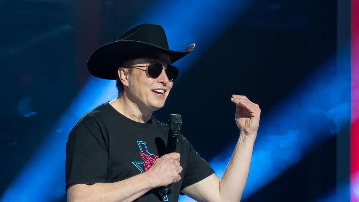 'There will be blood': Elon Musk declares he's assembling 'litigation department' of 'hardcore streetfighters'