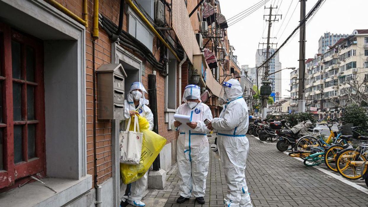 COVID-19 lockdowns in Shanghai continue as stores are forced to close and residents in the city's financial district are ordered to stay home