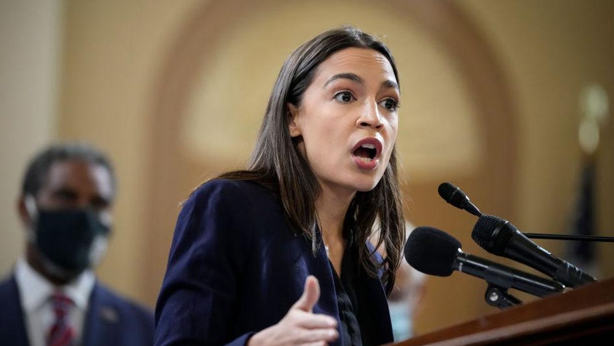 AOC goes scorched earth on Dem Party leadership after far-left candidate fails to defeat incumbent