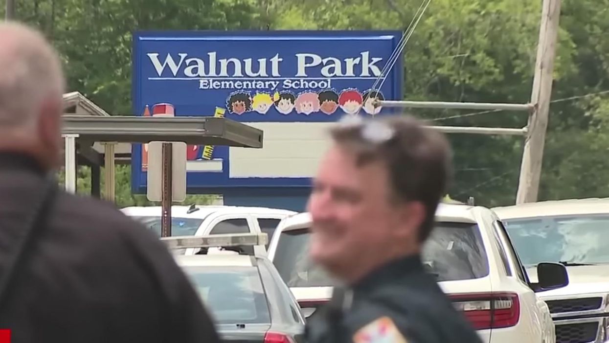 'That's what happens': Police officer neutralizes man who 'aggressively' tried to enter elementary school