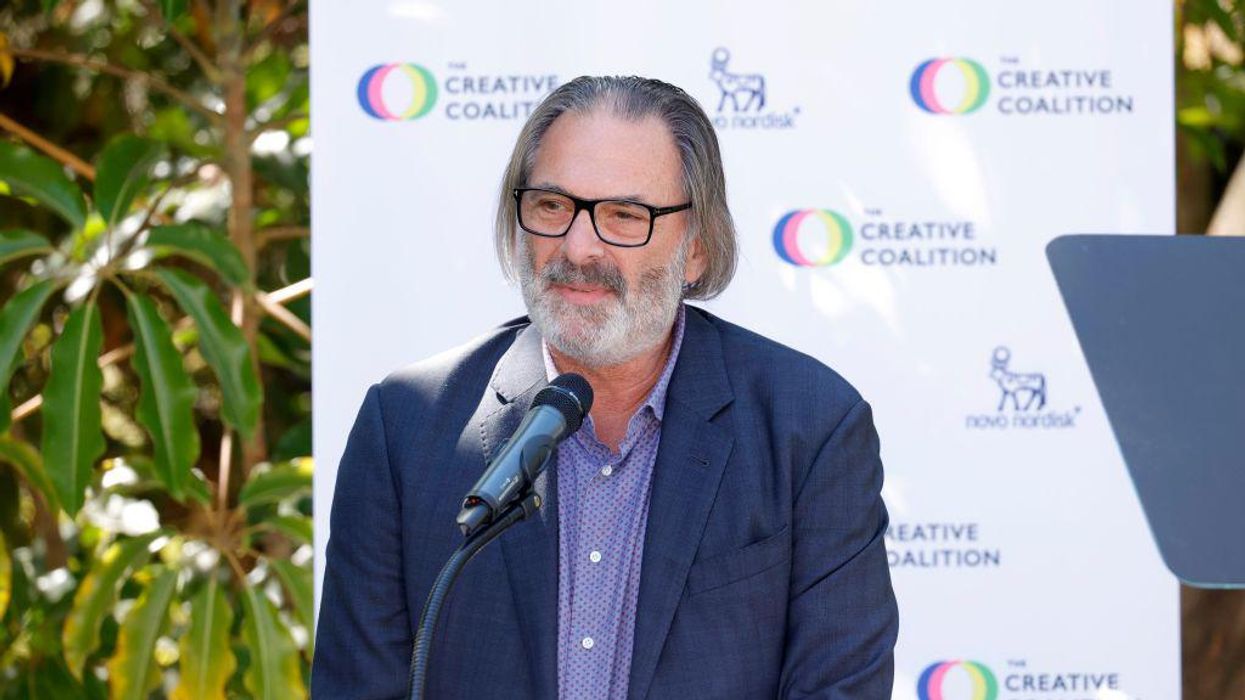 'Your terms are acceptable': Liberal actor/director Ken Olin tweets, 'In States where abortion is illegal the father should be financially on the hook at the moment of conception'