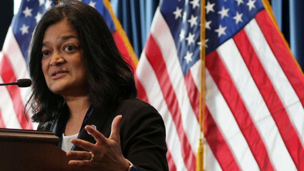 Man faces possible hate crime charge after showing up to house of Dem lawmaker, allegedly threatening to kill her