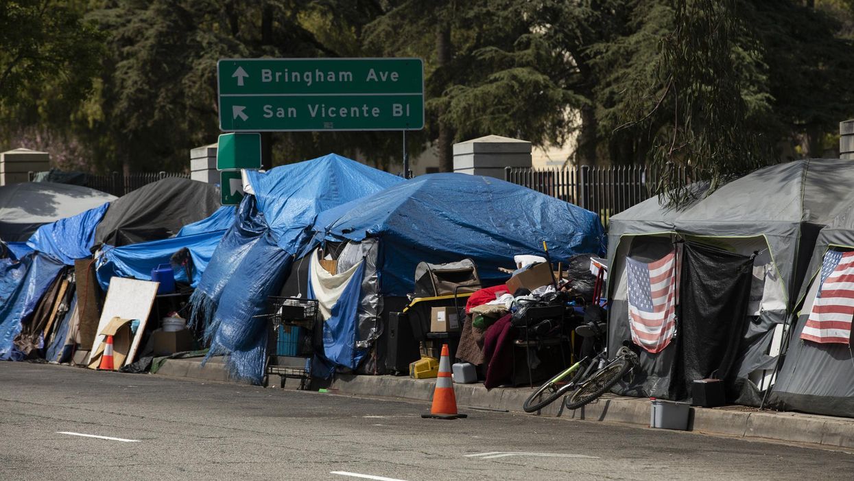 Homeless encampment returns to affluent LA neighborhood after Hunter Biden moves out: 'Venice became a tent city'