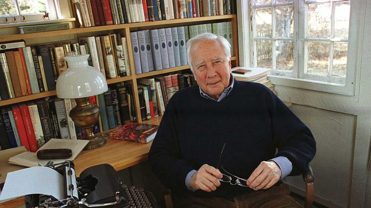 Famed historian David McCullough dead at 89