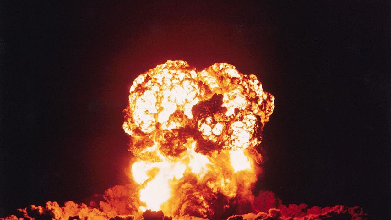 Washington Post anonymous sources: FBI raided former President Trump's residence in search of nuclear weapon documents. Trump: 'Hoax.'