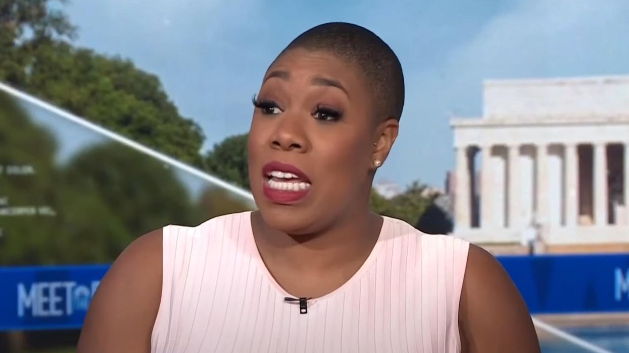 Symone Sanders tells Democrats to stop talking about the Mar-a-Lago investigation and instead talk about Biden's successes