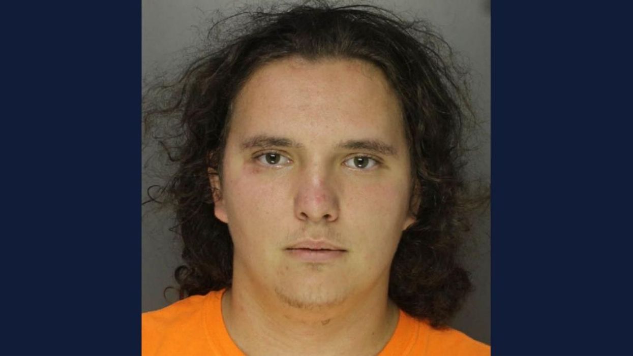 Grandpa stops rape of 5-year-old granddaughter by slugging his daughter's pantsless fiancé, cops say