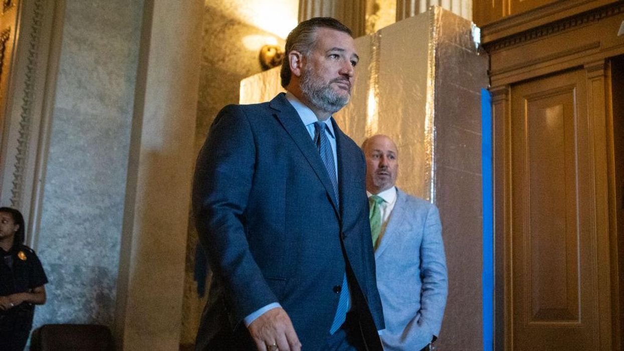 Ted Cruz responds to false claims he supports defunding the FBI: 'Leftie Twitter is gonna lie'