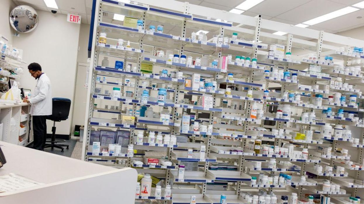 Missouri physician gets 1 year in prison for accepting drug manufacturer bribes in exchange for prescribing fentanyl