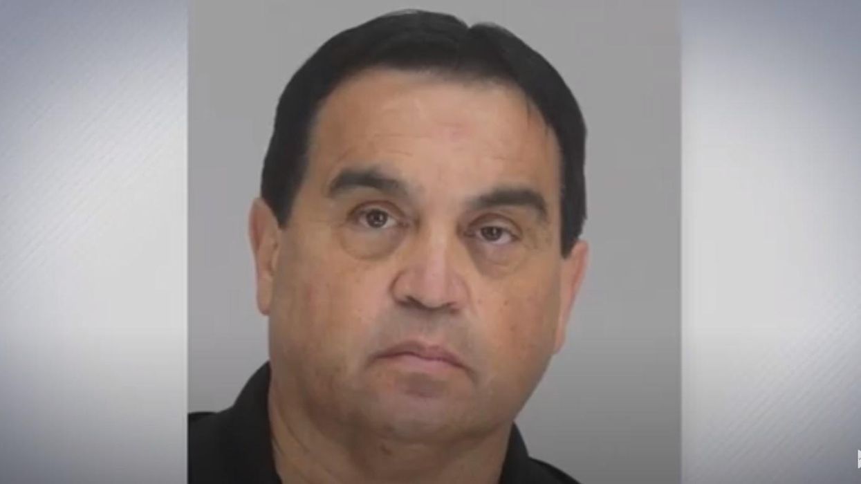Texas anesthesiologist arrested for allegedly tampering with IVs, one of which may have caused the death of fellow doctor