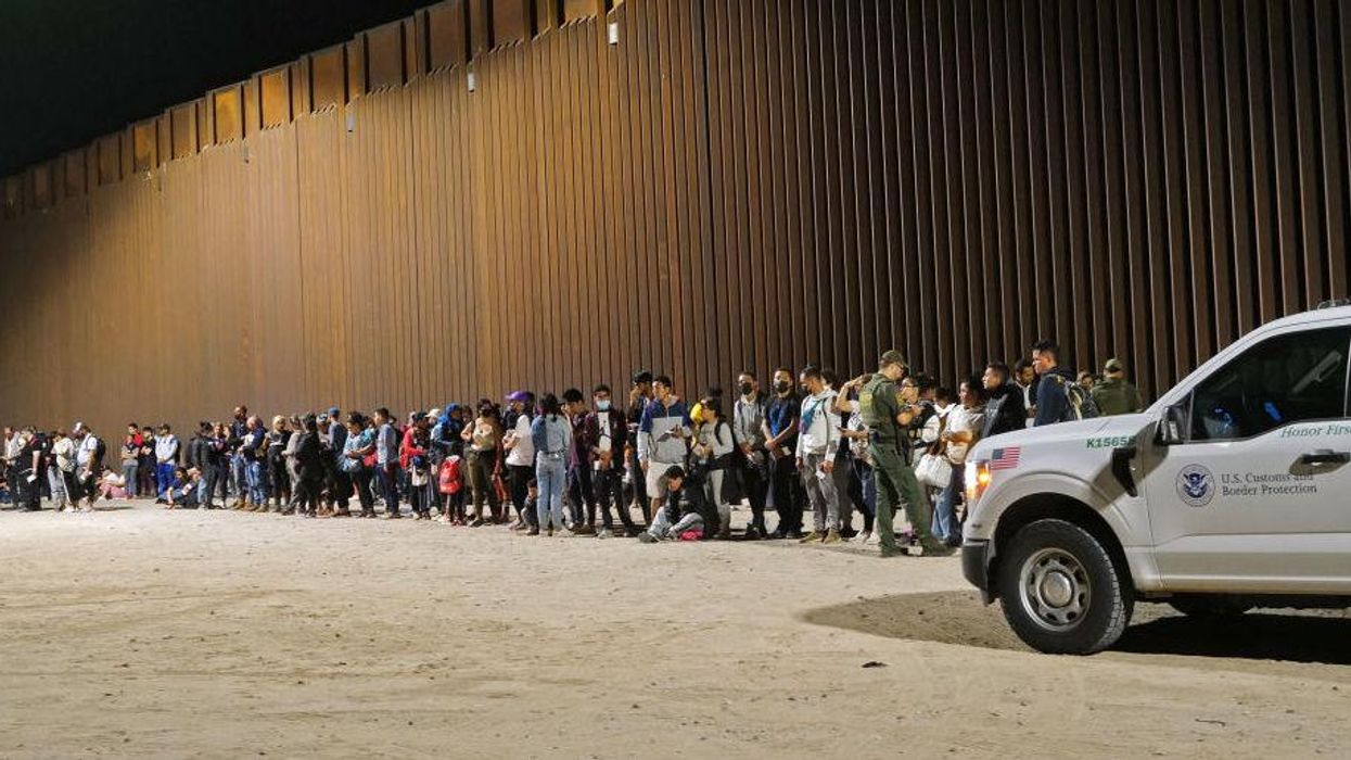 DHS officials pushing plan to bus migrants to US cities, want Biden to 'take a page from the book of Republican governors': Report