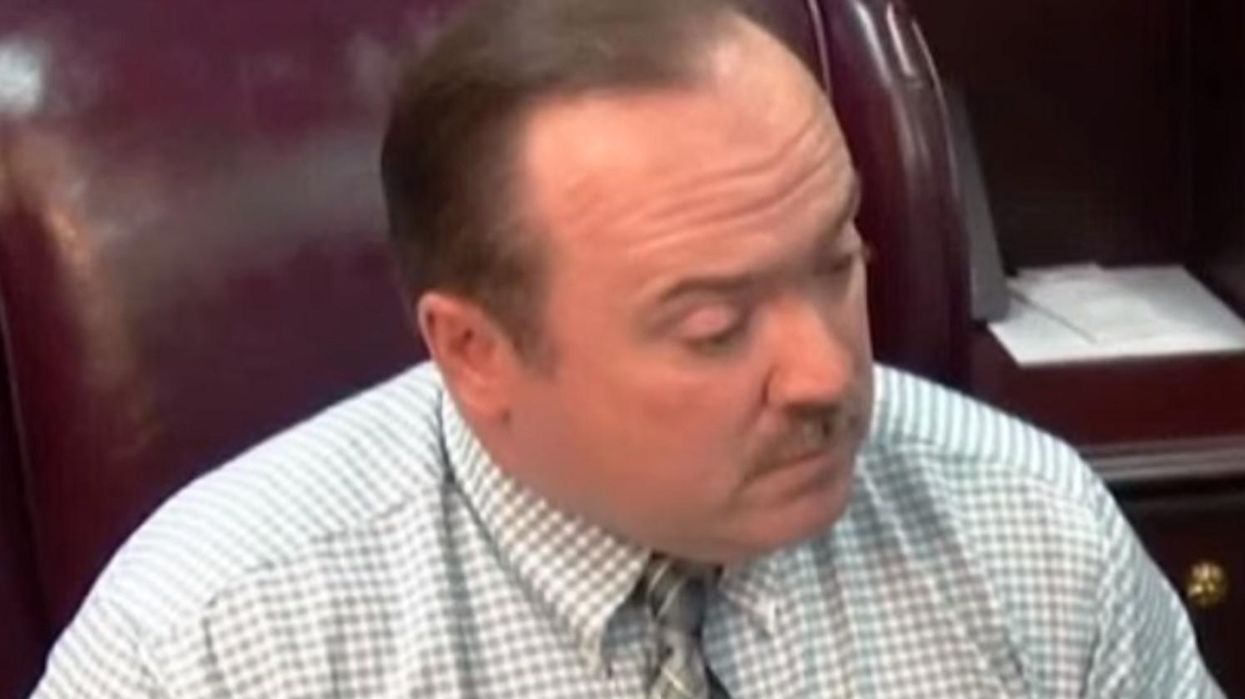 Kentucky court suspends prosecutor who allegedly had sexual relationship with, received nude photos from defendant in exchange for legal favors