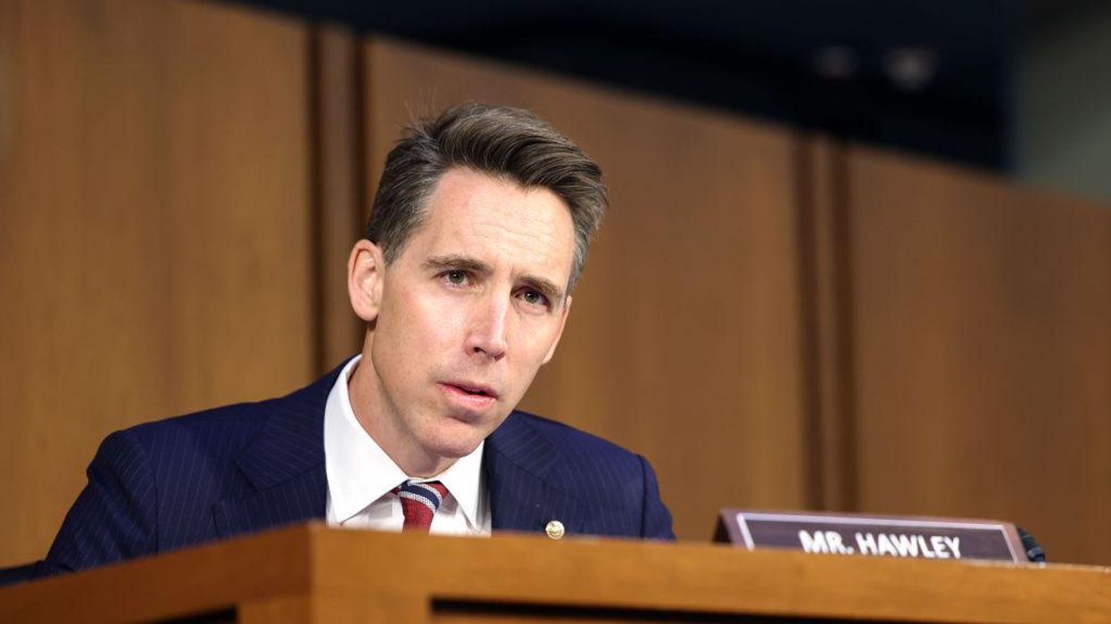 'You should resign': GOP Sen. Josh Hawley calls upon DHS Sec. Alejandro Mayorkas to step down