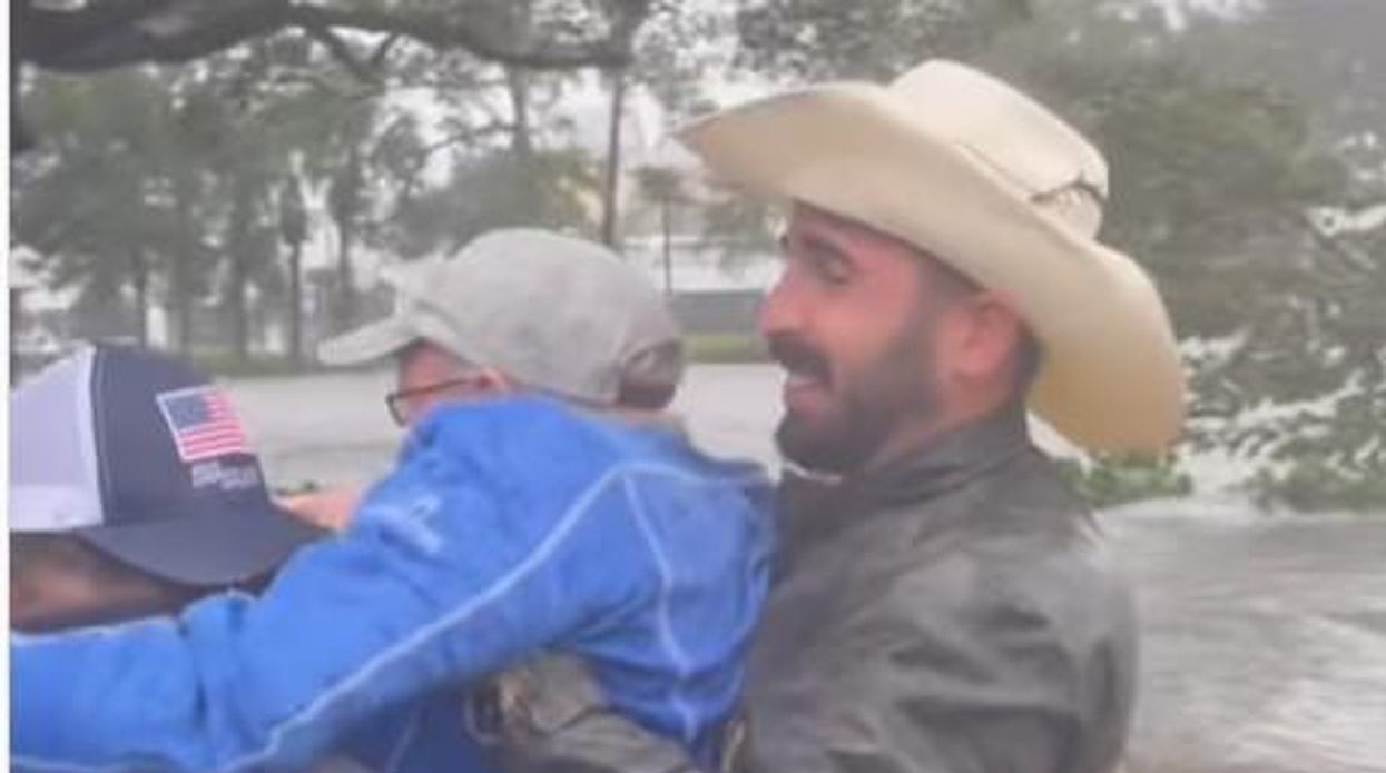 Videos emerge of brave men reportedly rescuing others caught in Hurricane Ian