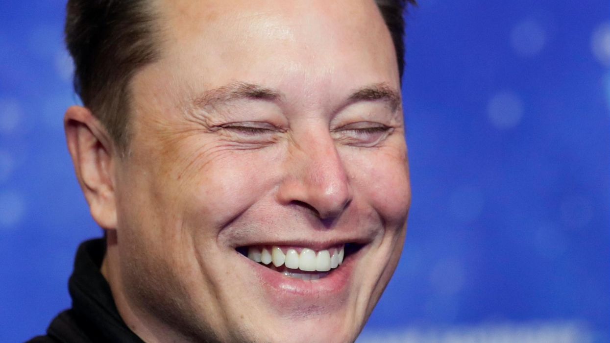 Reporters are angry at Elon Musk's plan to have them pay for verification: 'Dumb billionaire does dumb thing on impulse'