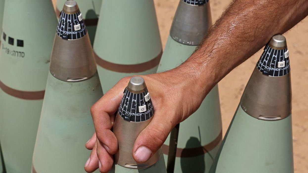 88-year-old French man hospitalized after inserting an artillery shell from World War I into his rectum. The hospital had to call the bomb squad.